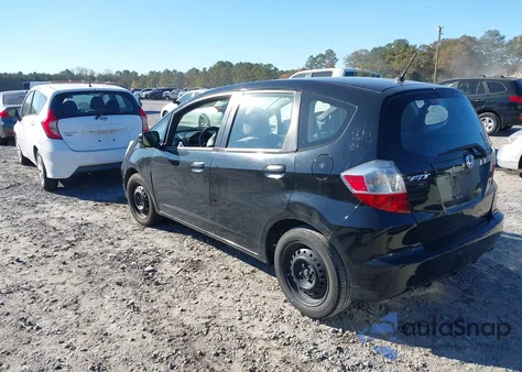 2010 Honda Fit z USA, uszkodzony, nr VIN JHMGE8G25AS020772